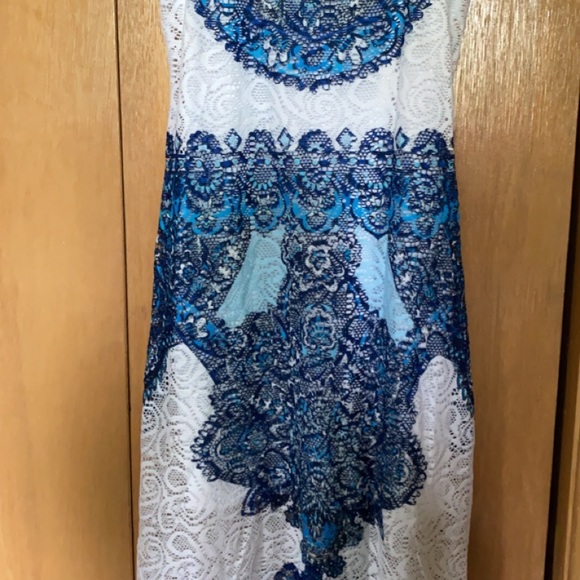 Long crochet dress - Picture 4 of 6